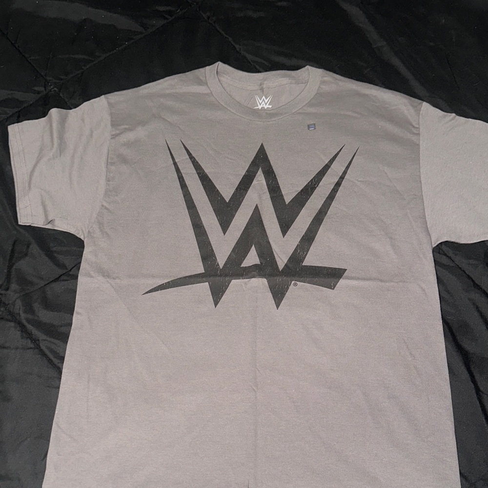 WWE Black Logo Gray Men's T-Shirt